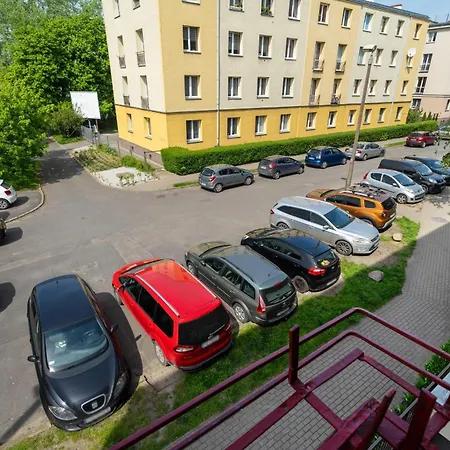 Konarskiego Apartament Blisko Jeziora Maltanskiego By Renters Apartment