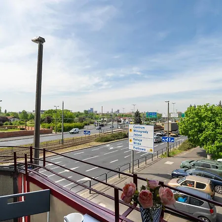 Konarskiego Apartament Blisko Jeziora Maltanskiego By Renters Apartment *